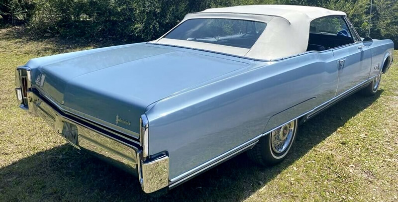 rear view of a convertible Oldsmobile 98 from 1966