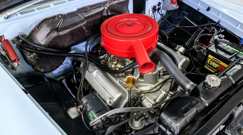 1959 Plymouth 318 V8 engine