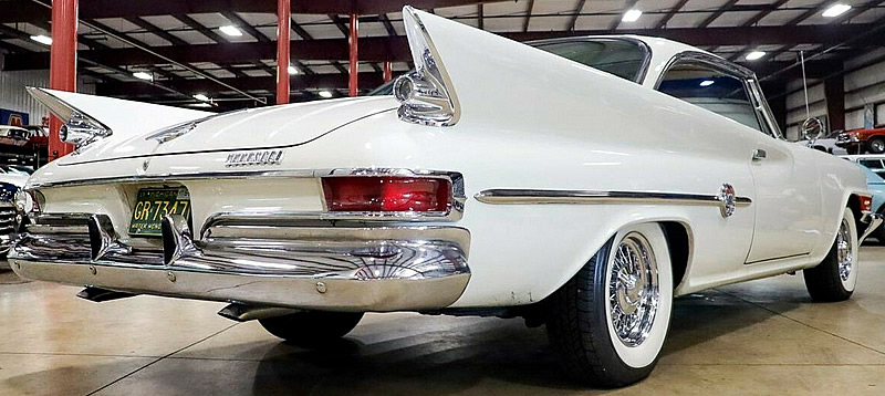 1961 Chrysler 300G - rear view showing fins