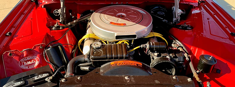 Thunderbird 390 V8 engine from 1961
