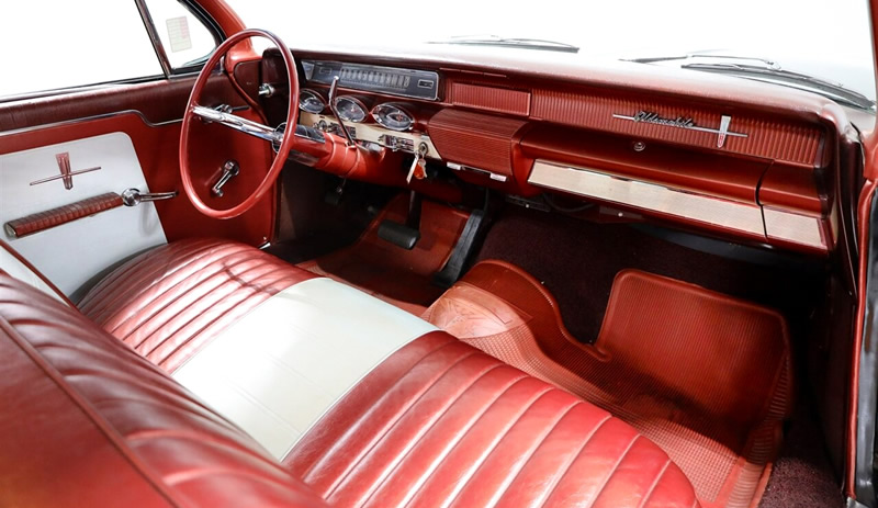 original interior of 1961 Oldsmobile Dynamic 88