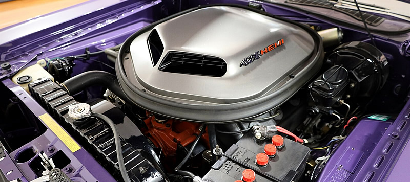 1970 Dodge 426 V8 Street Hemi engine