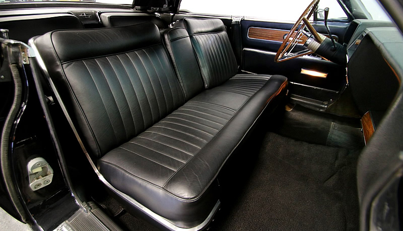 seats of a 1962 Lincoln Continental