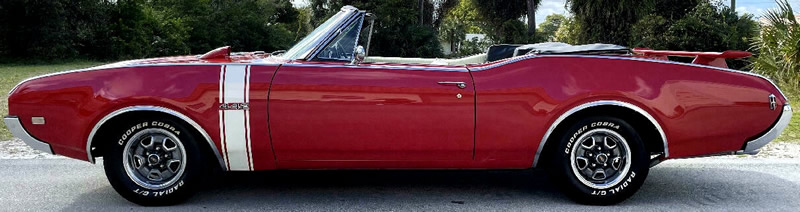 side view of a 1968 Oldsmobile 442 convertible