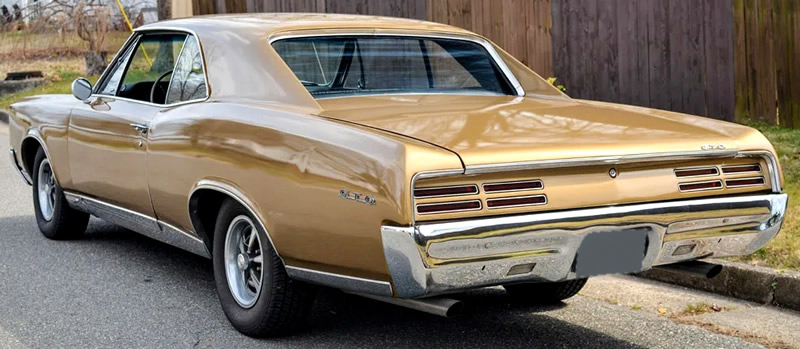 rear view of a 1967 GTO