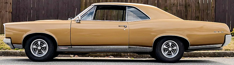 side view of a 1967 Pontiac GTO coupe
