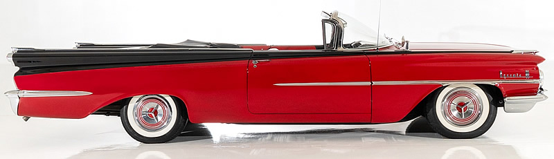 1959 Oldsmobile Dynamic 88 convertible - side view